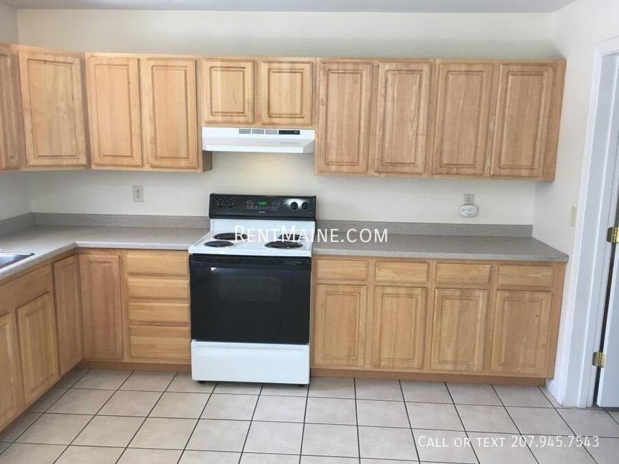 1833 Hammond St #4 - Photo 2 of 12