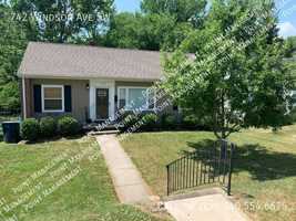 featured image of 742 Windsor Ave Sw