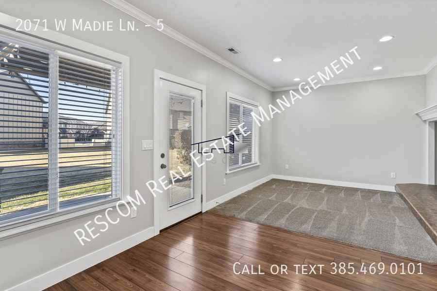 2071 Madie Ln #5 - Photo 7 of 29