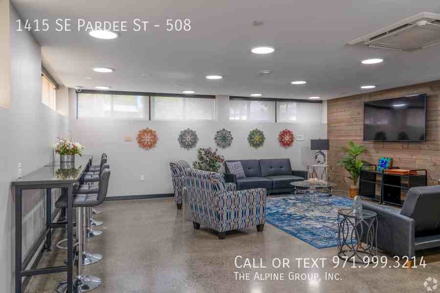 1415 Se Pardee St #508 - Photo 4 of 38