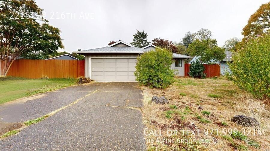 2215 Sw 216th Ave - Photo 2 of 32