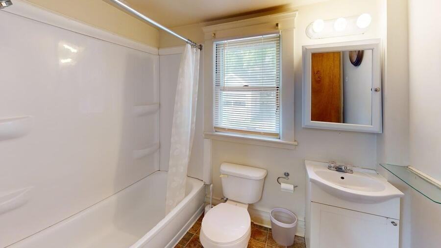 717 Dewey Ave #717DEW - Photo 6 of 15