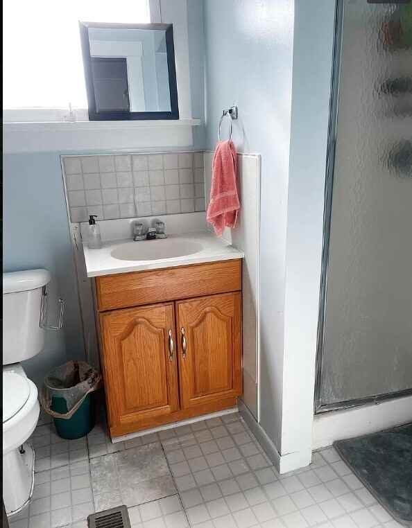 506 Catherine St #506CATH - Photo 5 of 11