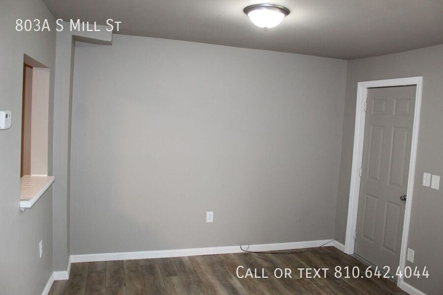 803A S Mill St - Photo 4 of 17