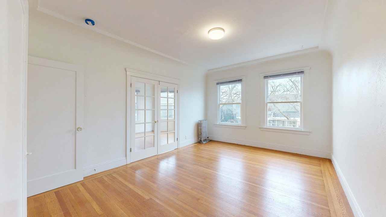 1616 Golden Gate Ave #10 - Photo 2 of 15