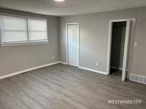 5001 Magoun Ave #1F - Photo 1 of 1