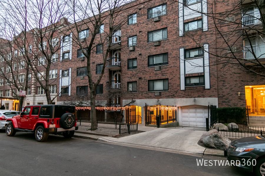 2336 N Commonwealth Ave #202