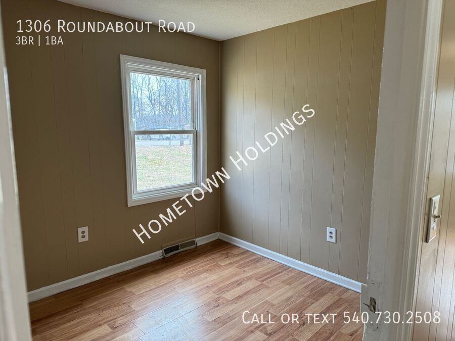 1306 Roundabout Rd - Photo 7 of 11