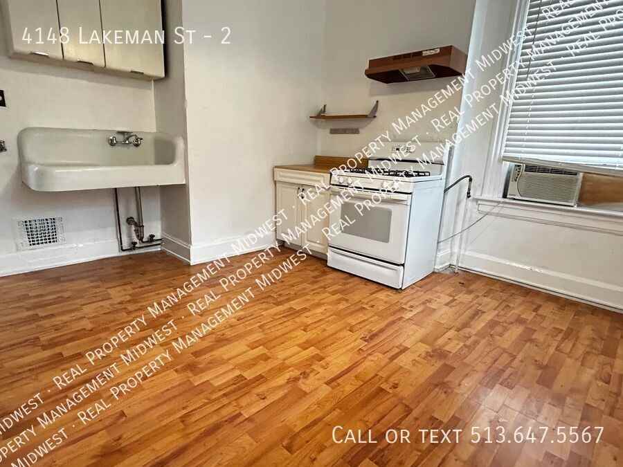 4148 Lakeman St #2 - Photo 3 of 14