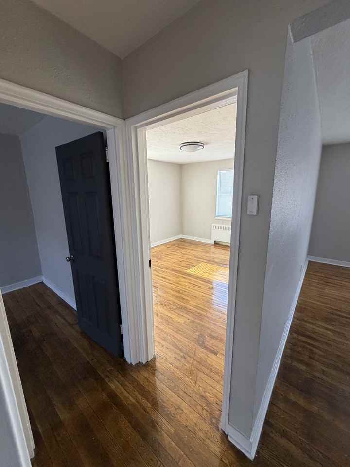 2001 Hampden Blvd - Photo 5 of 9