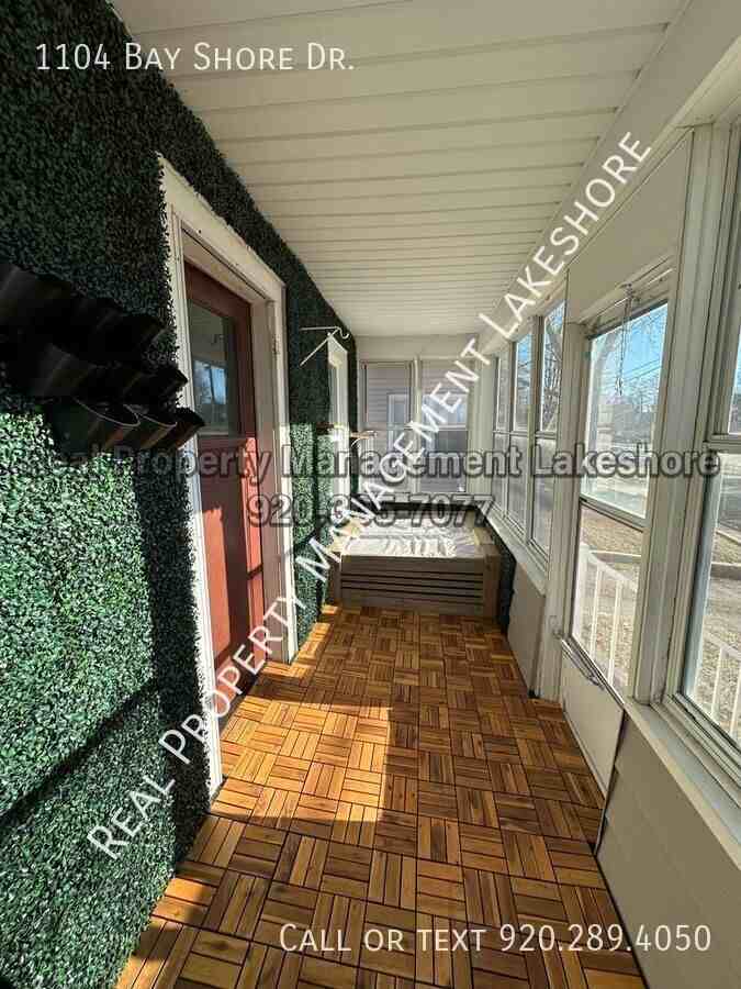 1104 Bay Shore Dr - Photo 2 of 22