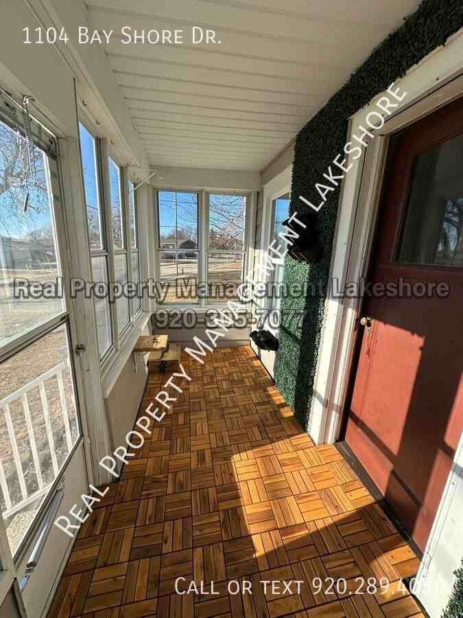 1104 Bay Shore Dr - Photo 3 of 22