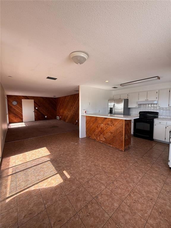 328 2nd St #328 - Photo 5 of 12