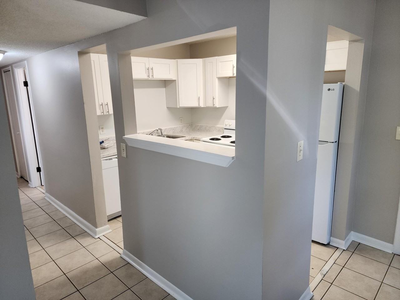 126 Smith St #126 - Photo 2 of 13