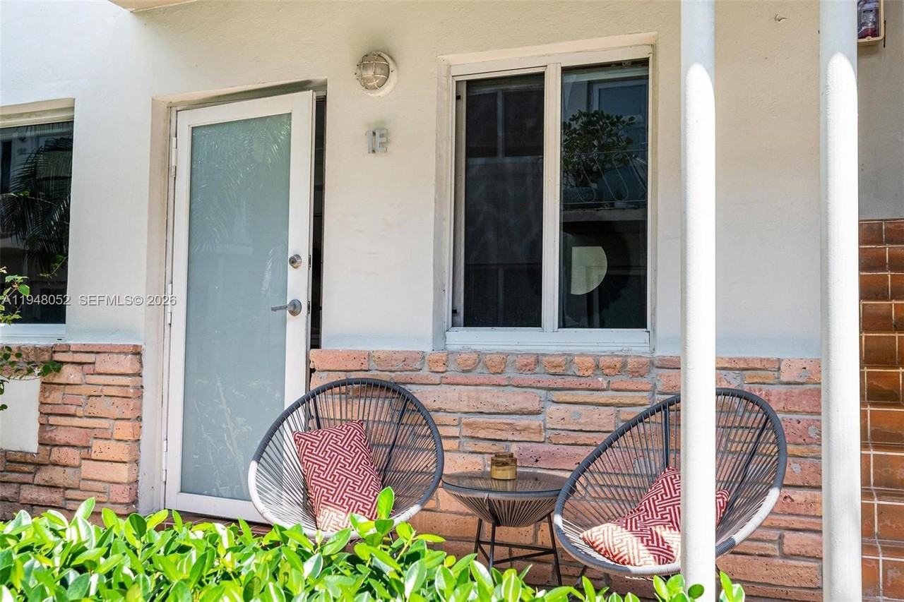 1130 Venetian Way #11301E - Photo 2 of 32