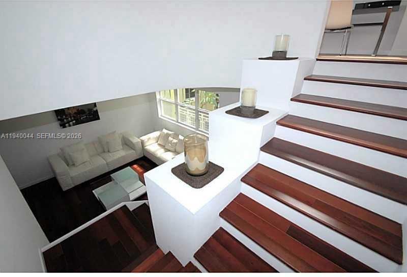 Flamingo-Lummus #929-5 - Photo 5 of 16