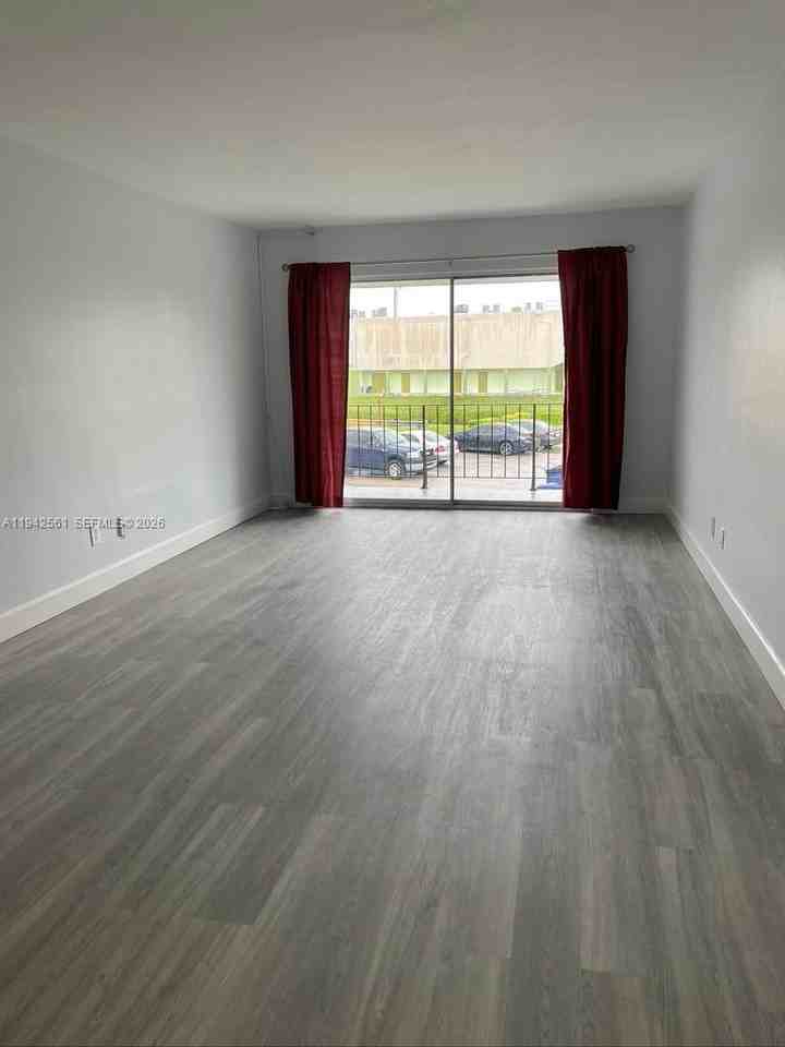 8701 Sw 141st St #8701G7 - Photo 5 of 17