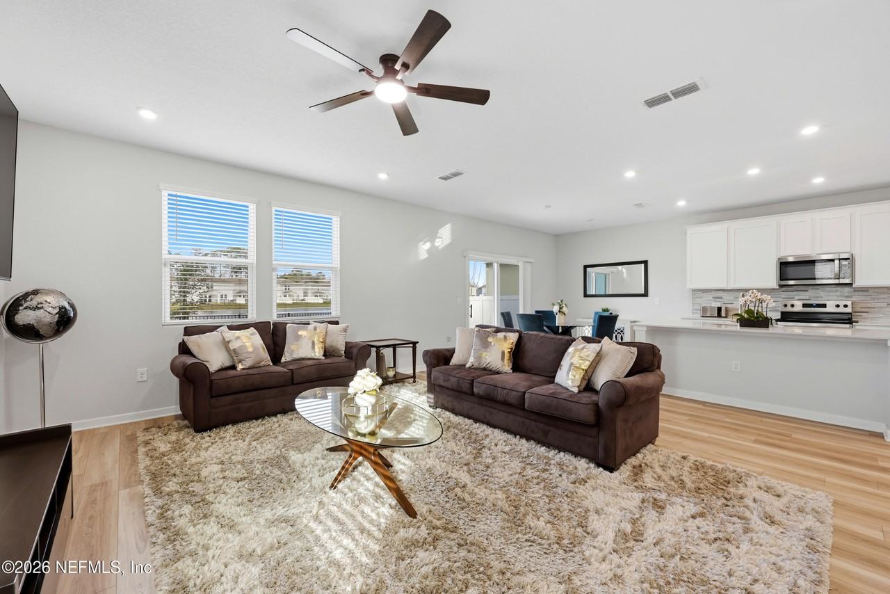 14742 Cashew Ave #14742 - Photo 7 of 33