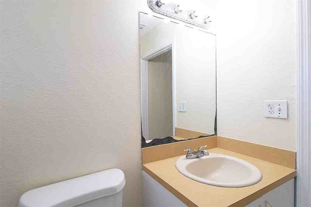 455 Nw 14th St #455 - Photo 4 of 20