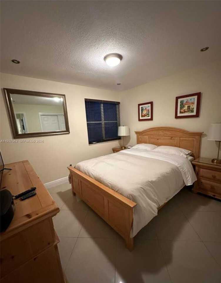 Hammocks Blvd #14847B - Photo 3 of 6