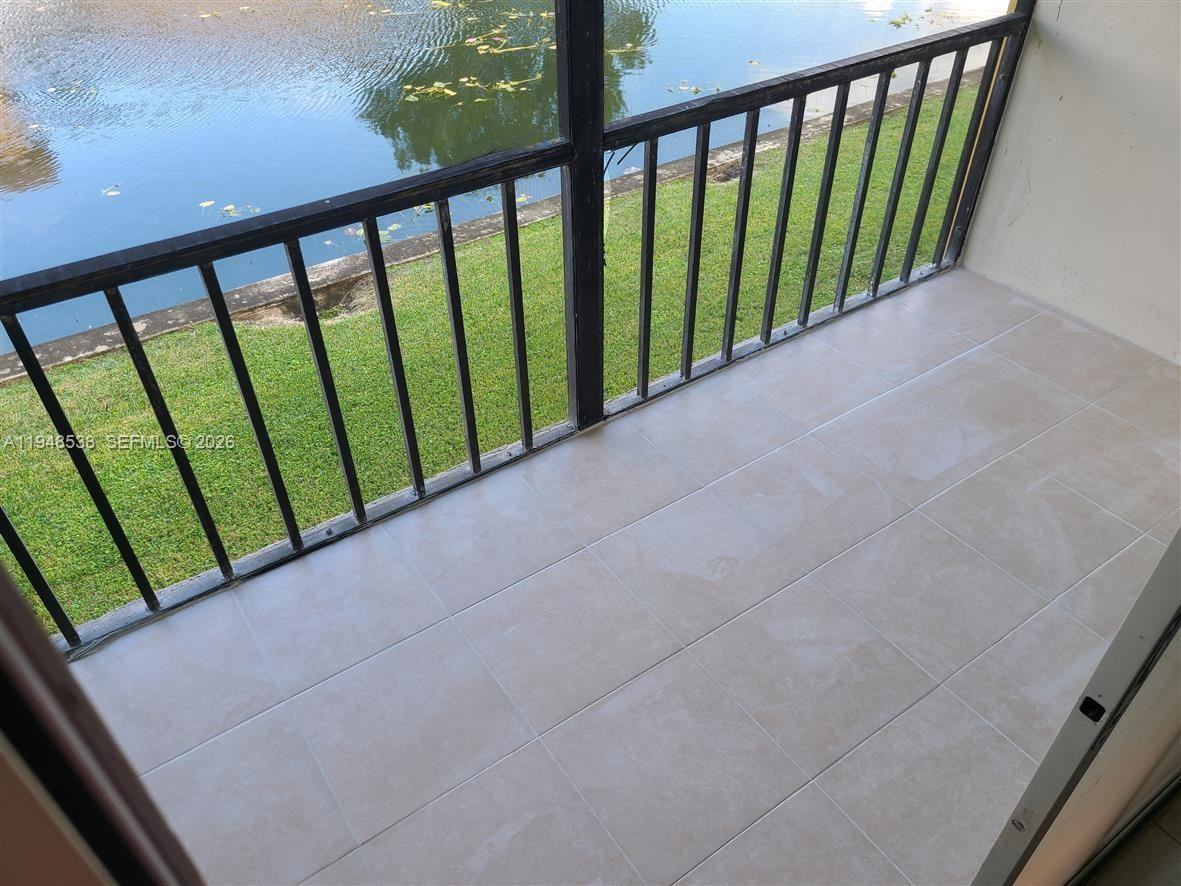 7925 Colony Cir S #7925-207 - Photo 5 of 10