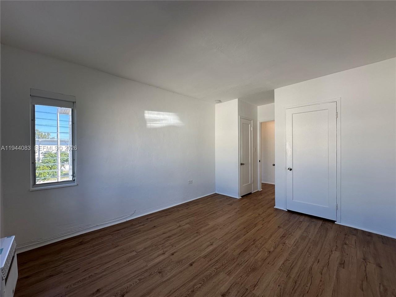 1910 Biarritz Dr #1910-3 - Photo 6 of 23