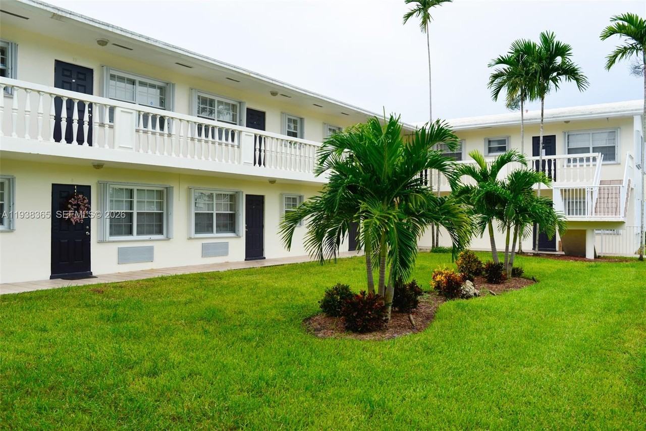 5420 Ne 22nd Ter #5420-18 - Photo 4 of 15