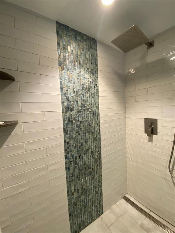 3121 Longmeadow #3121-5 - Photo 3 of 24