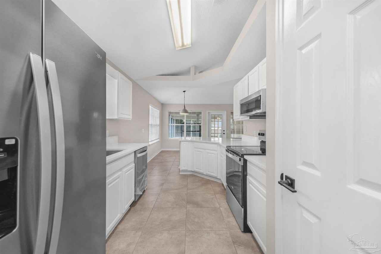 6463 Sailport Cv #6463 - Photo 2 of 50