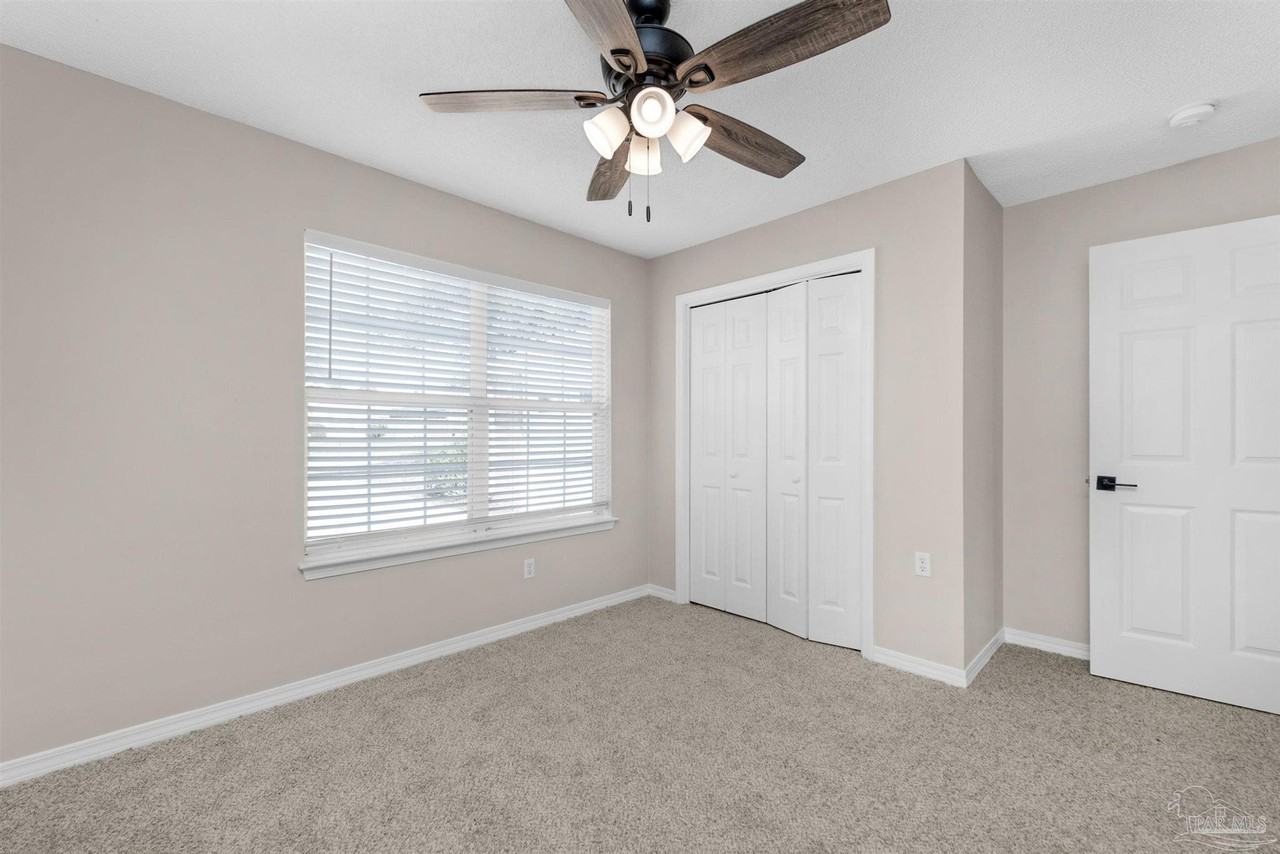 6463 Sailport Cv #6463 - Photo 5 of 50