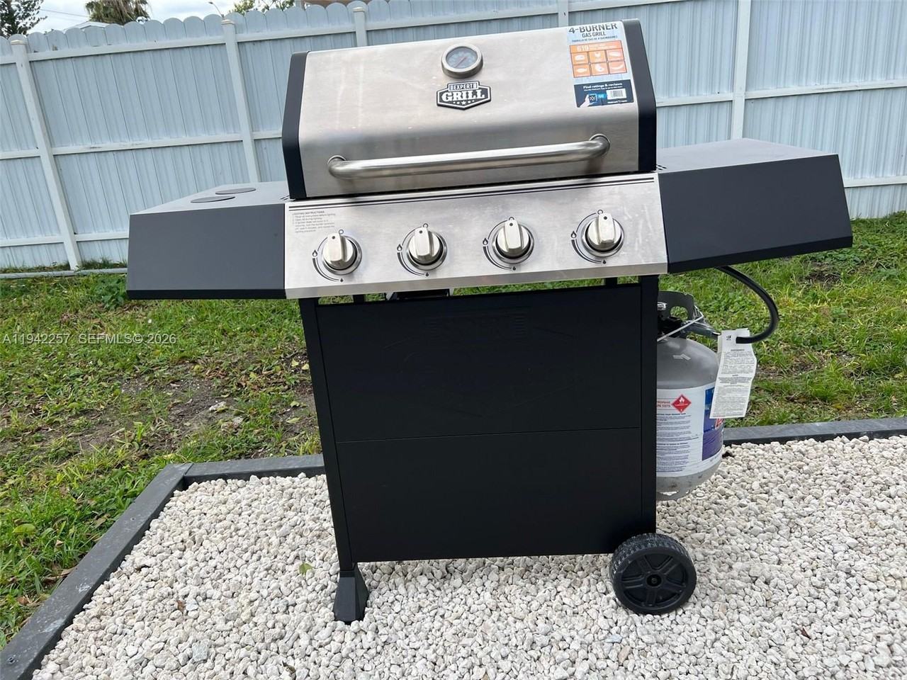 15100 Polk St #15100