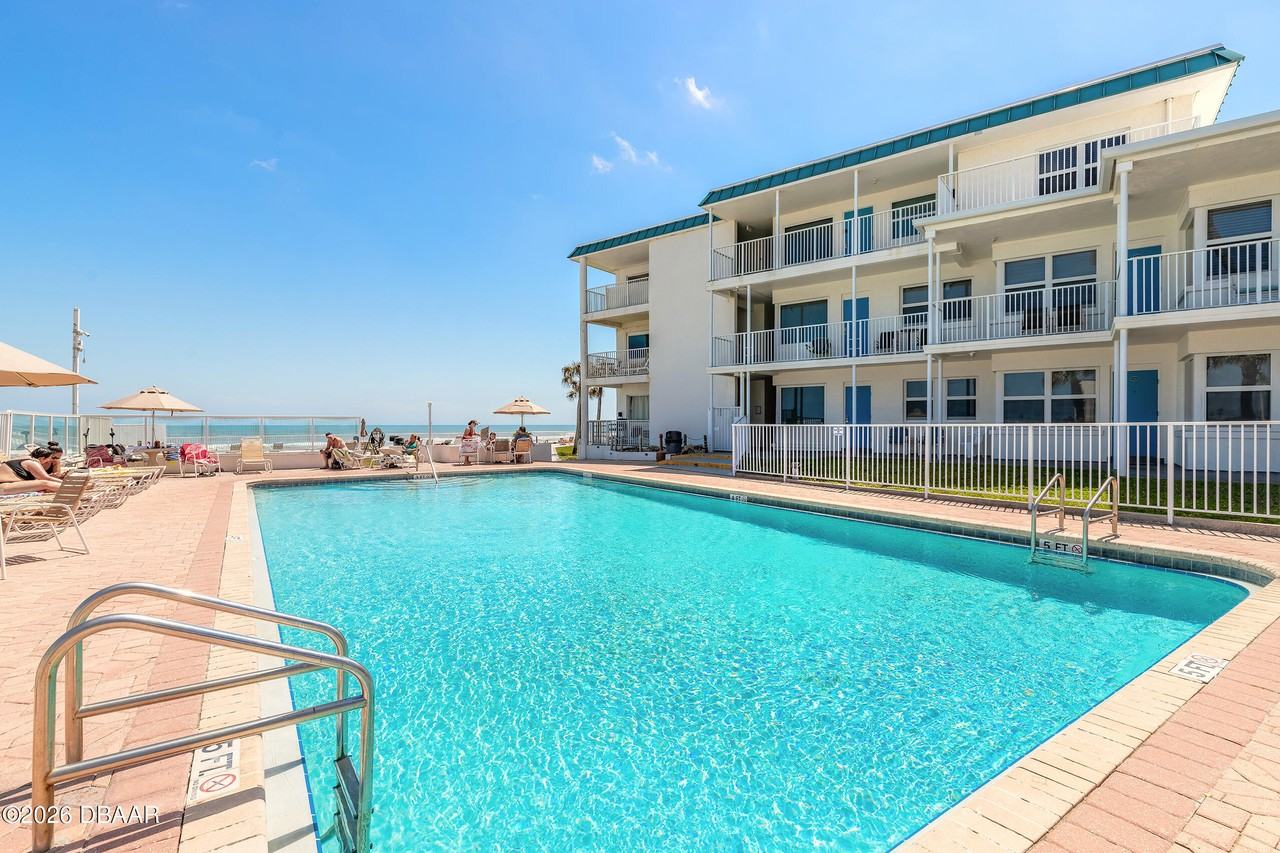 935 N Atlantic Ave #935-318 - Photo 3 of 41