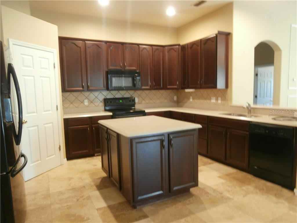 7251 Winding Lake Cir #7251 - Photo 4 of 21