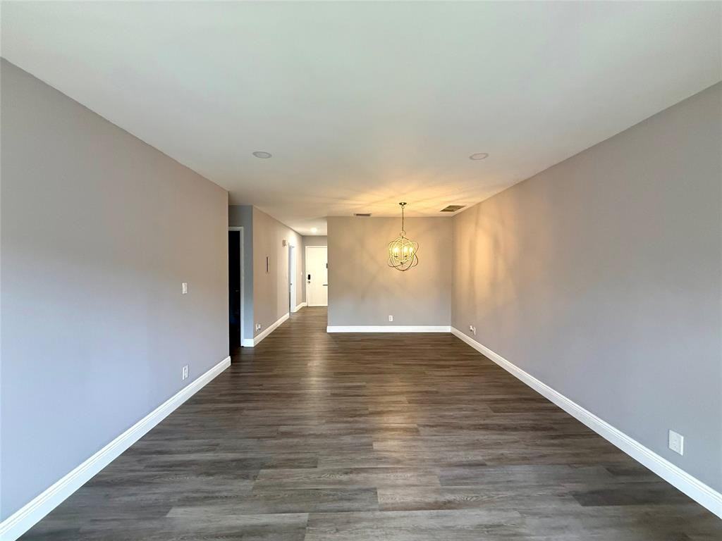 20862 Vinesta Cir #20862 - Photo 2 of 21