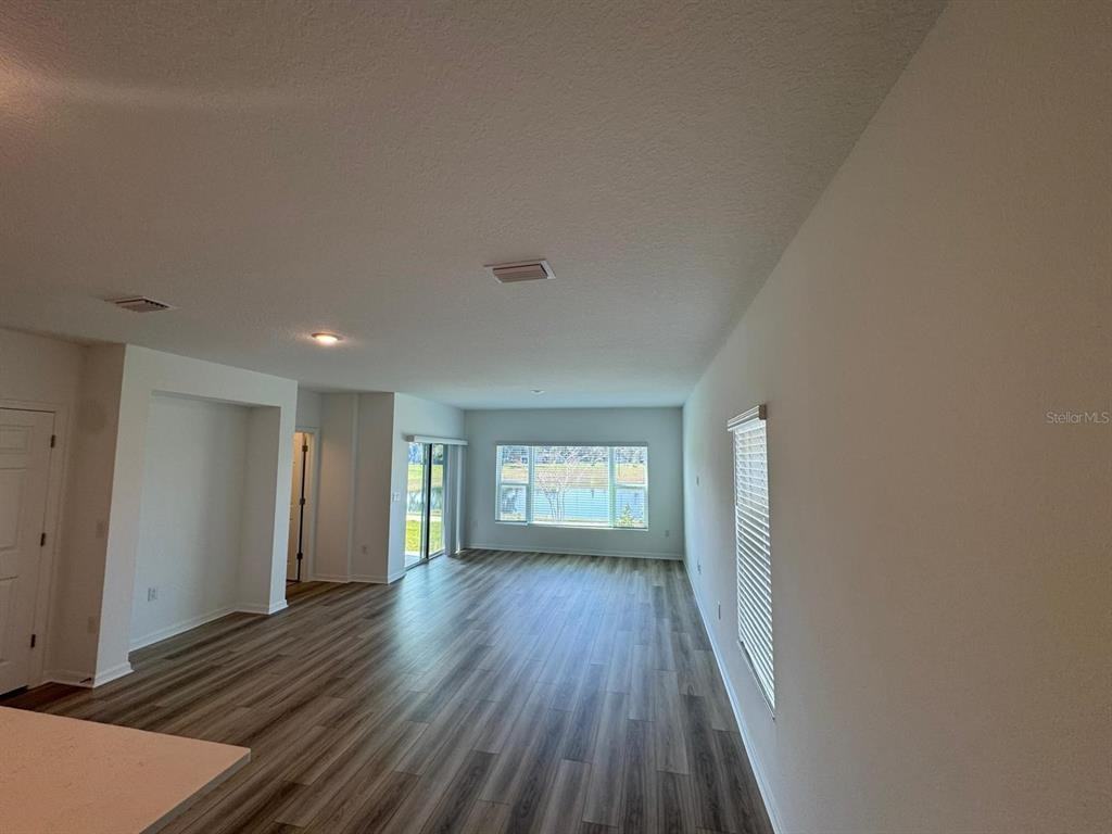 362 Thompson Village Ave #362 - Photo 4 of 24