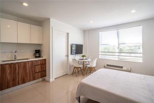 924 Marseille Dr - Photo 1 of 1