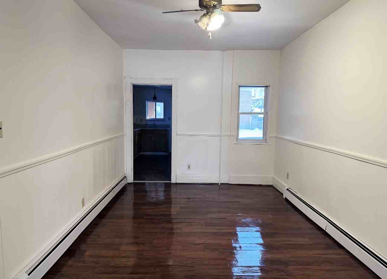 118 S 2nd St #1 - Photo 2 of 9