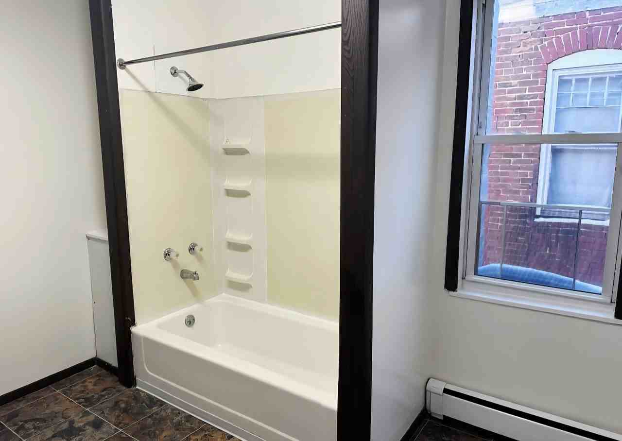 118 S 2nd St #1 - Photo 5 of 9