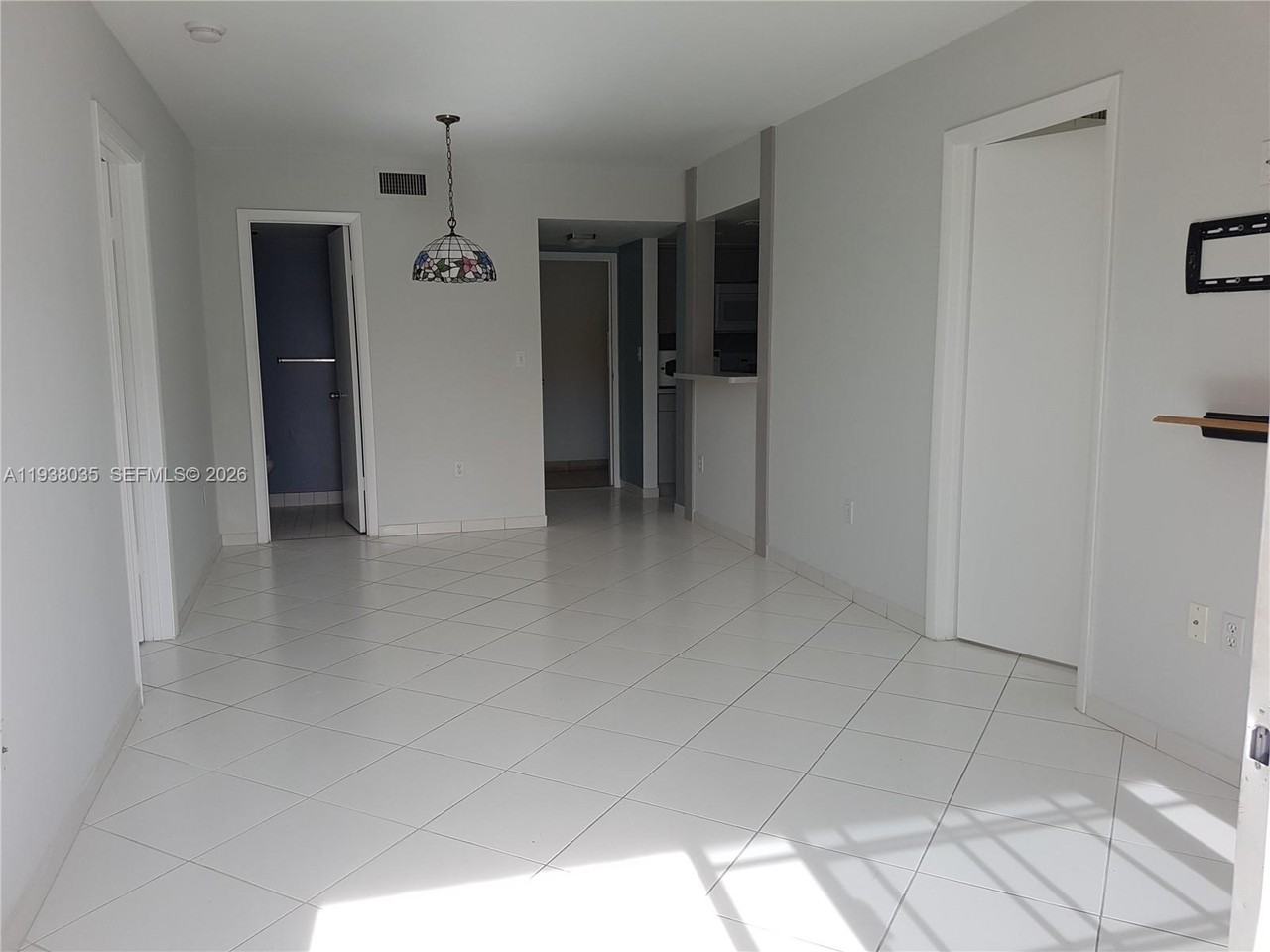 2600 Collins Ave #2600-309 - Photo 6 of 18