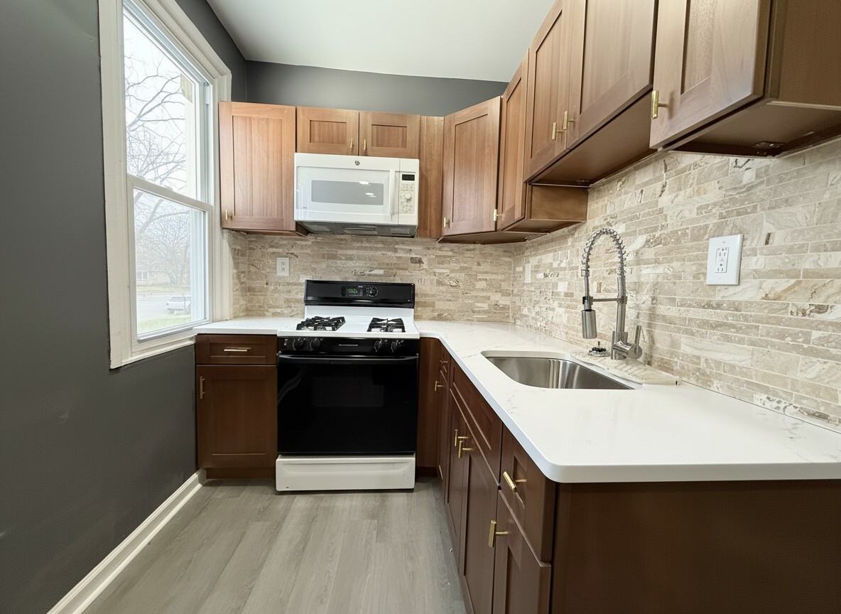 347 Kerlin St #1 - Photo 2 of 7