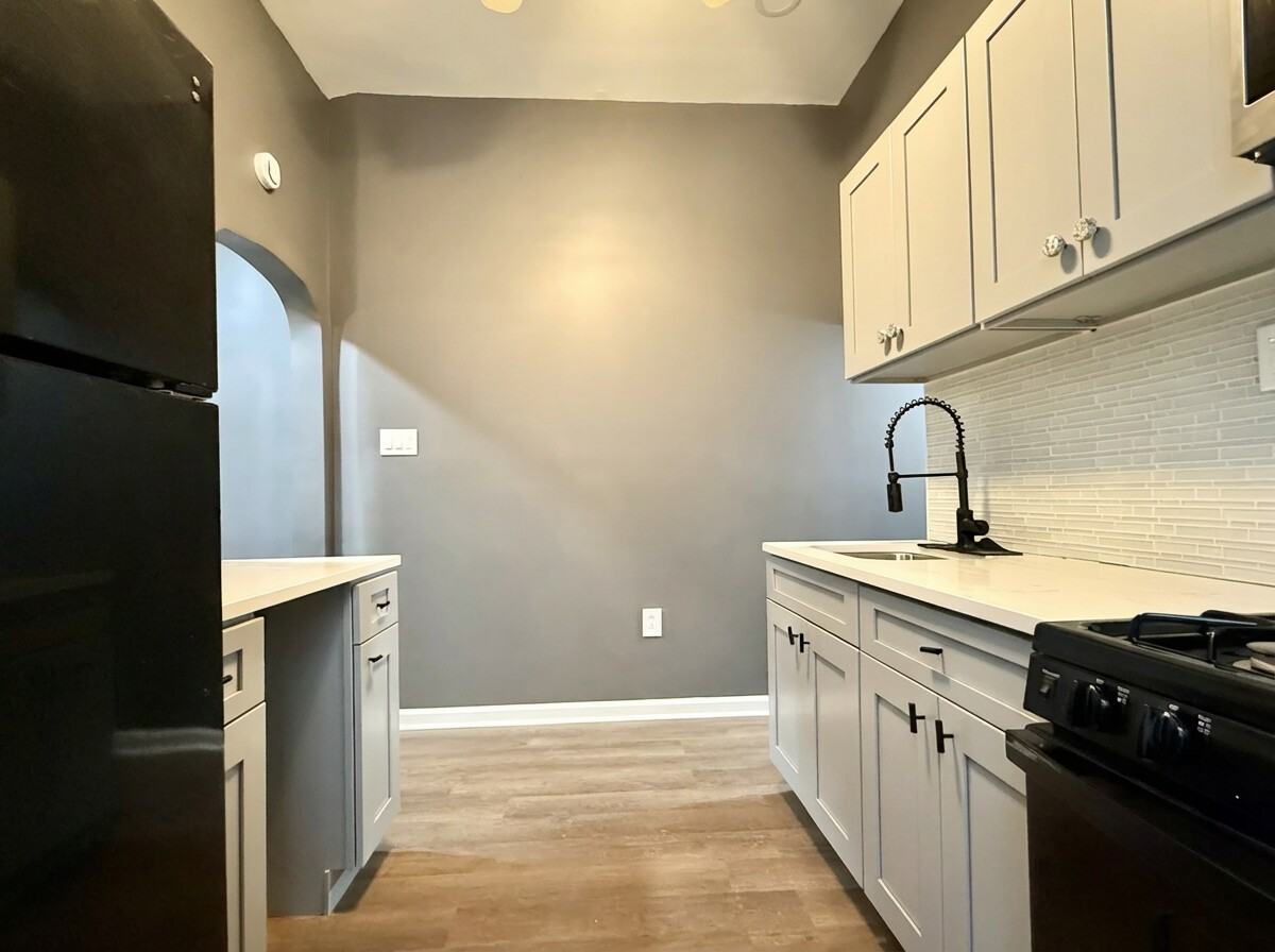 347 Kerlin St #2 - Photo 5 of 13