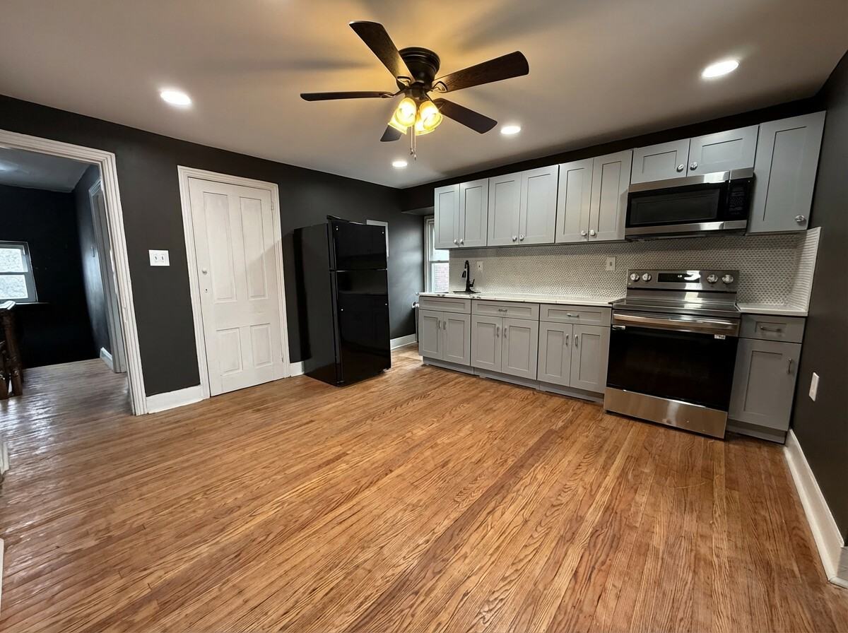 347 Kerlin St #4 - Photo 2 of 8