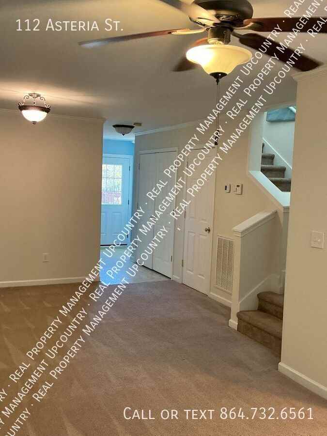 112 Asteria St - Photo 3 of 17