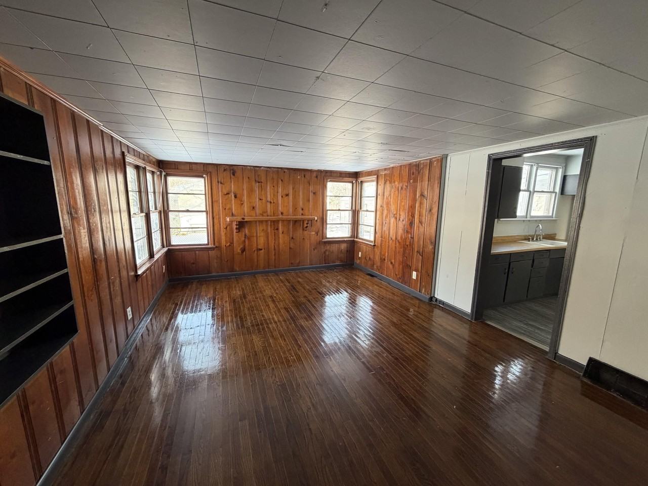 1232 Freeman St - Photo 6 of 15