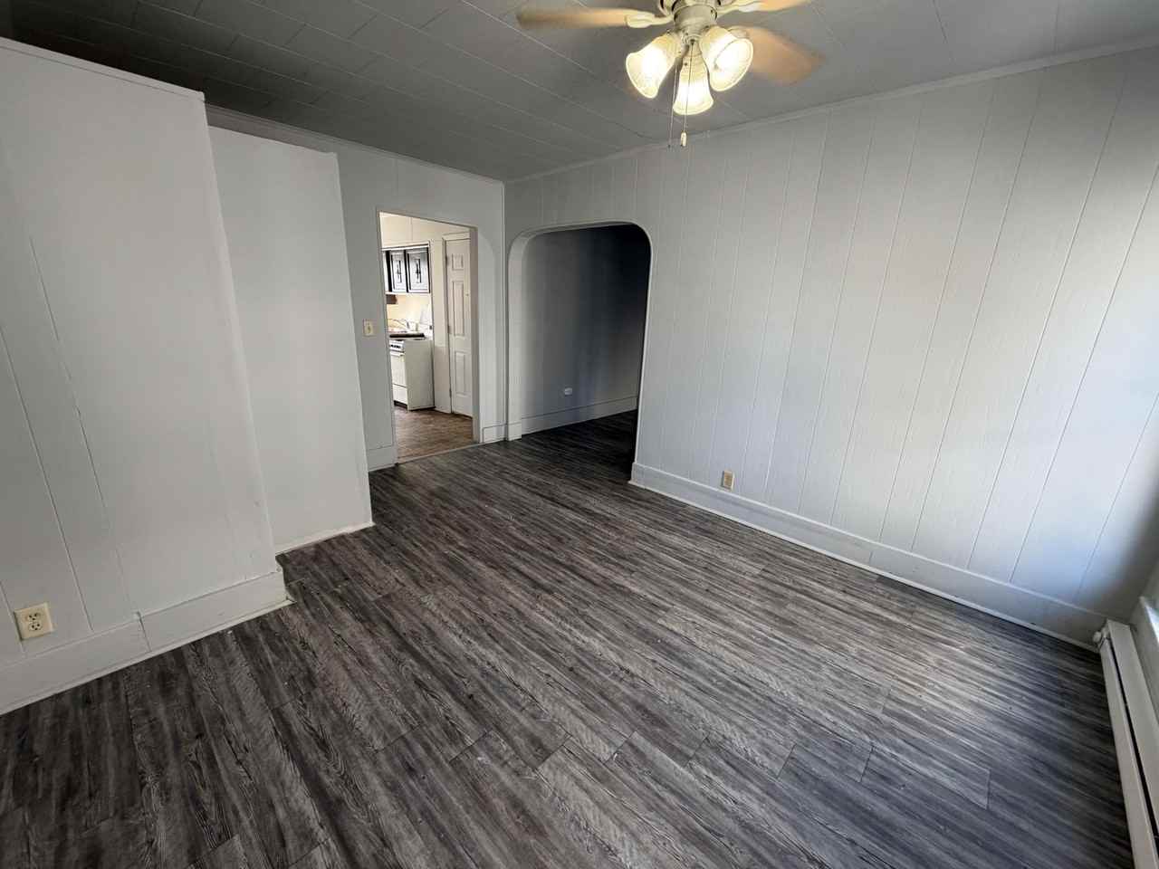 922 N Vermilion St Apt 4 - Photo 7 of 14