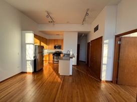 2934 N Milwaukee Ave  