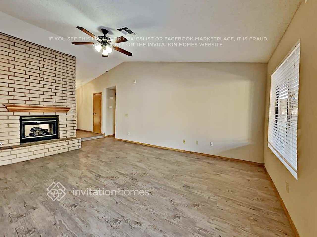 832 Anchor Dr - Photo 4 of 9