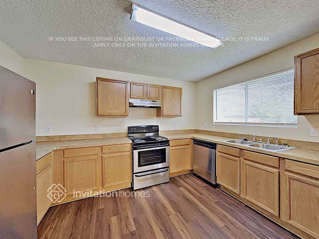 316 Blairwood Dr - Photo 6 of 15