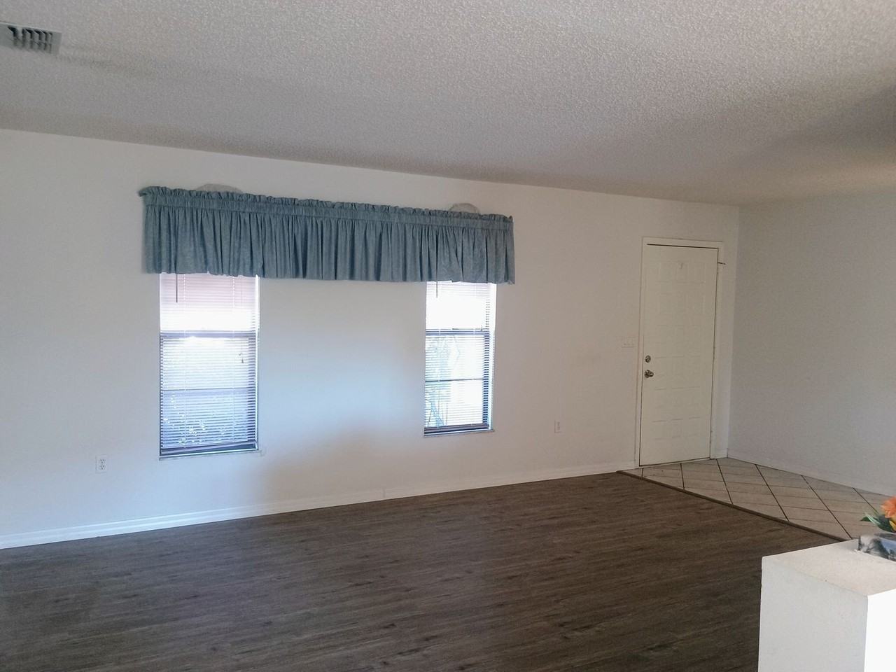 2105 Arbuckle Rd - Photo 5 of 27