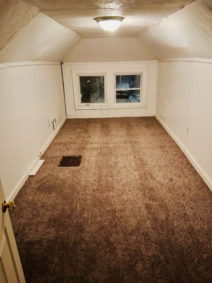 811 Baker St #1 - Photo 6 of 21